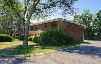 84 Renwick Rd unit B, Wakefield, MA 01880 - photo 3