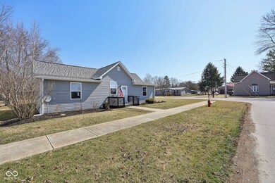 207 S Ohio St, Kirklin, IN 46050 - photo 3