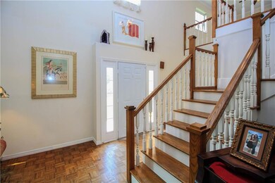 Living Room with Volume Ceiling