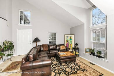 3203 Buckingham Cir Middletown-large-004