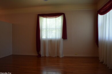 912 E Main St, Gurdon, AR 71743 - photo 6