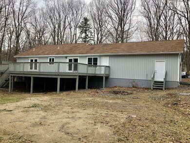 137 Friendship Dr, Hawley, PA 18428 - photo 2