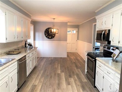 1215 Plum St unit 6, Statesville, NC 28677 - photo 3