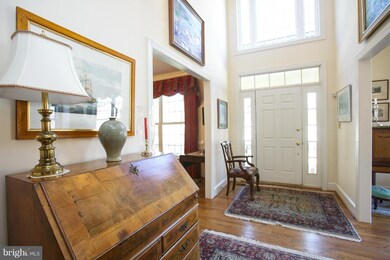 6442 Cloister Gate Dr, Baltimore, MD 21212 - photo 2