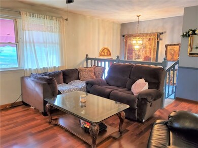 233 Whittier St, Vandergrift, PA 15690 - photo 3