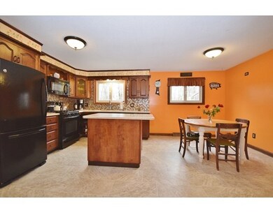 110 Rondeau St, Palmer, MA 01069 - photo 3