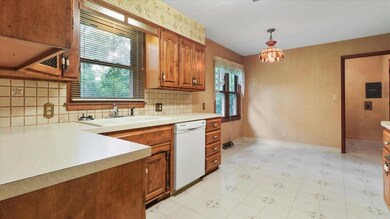 619 E McGee St, Springfield, MO 65807 - photo 4