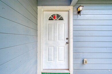 10402 Onslow St, Houston, TX 77016 - photo 5