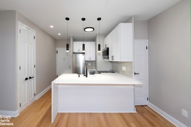 160 E 91st St unit 8 I, New York, NY 10128 - photo 4