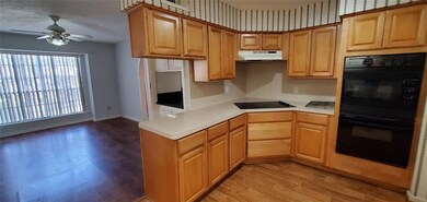 5606 Arncliffe Dr, Houston, TX 77088 - photo 5