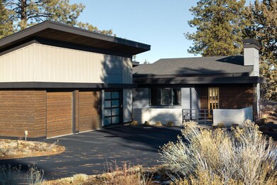 61486 Hackleman Ct - Cropped Exterior Bu