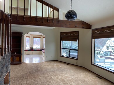 05 family room