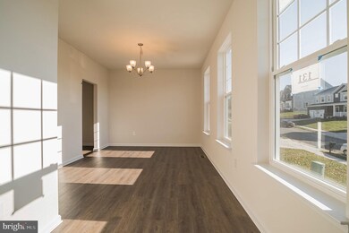 9184 Riverhill Rd, Laurel, MD 20723 - photo 2