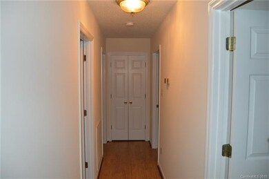 401 Miller Farm Rd, Statesville, NC 28625 - photo 4