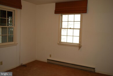 1206 Marshall Ave, Colonial Beach, VA 22443 - photo 6