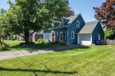 17 Spring St, Easthampton, MA 01027 - photo 2