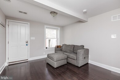 123 S Durham St, Baltimore, MD 21231 - photo 4