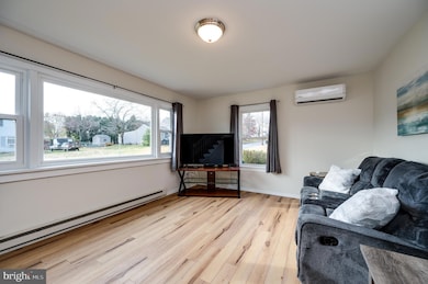 2109 Cullum Dr, Reading, PA 19601 - photo 6