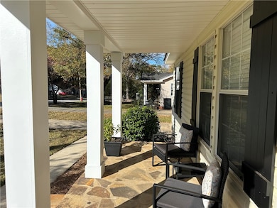 507 Lankford St, Opelika, AL 36801 - photo 2