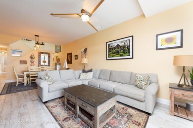 9 Bridgewaters Dr unit 21, Oceanport, NJ 07757 - photo 6