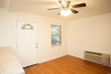 217 Taylor Rd, Jacksonville, AR 72076 - photo 3