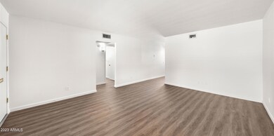 6438 E Butte St unit 1, Mesa, AZ 85205 - photo 3