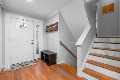 26476 Locust Dr, Olmsted Falls, OH 44138 - photo 2