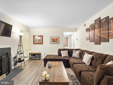 20249 Shipley Terrace unit 5-C-10, Germantown, MD 20874 - photo 6