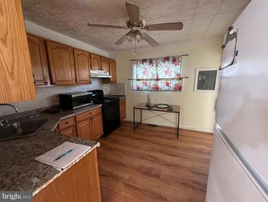 323 Georgetown Rd, Penns Grove, NJ 08069 - photo 7