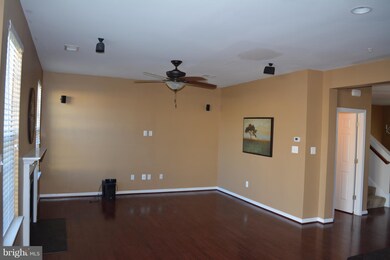 22912 Snow Leopard Dr, California, MD 20619 - photo 4