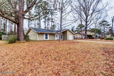 211 Linwood Dr, Jacksonville, NC 28546 - photo 2