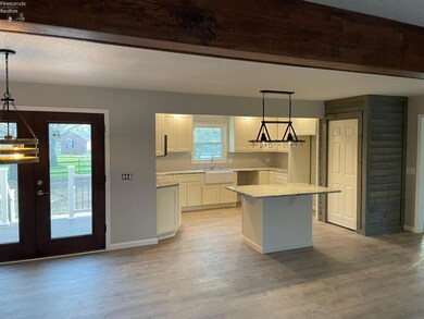 725 Erie St, Woodville, OH 43469 - photo 6