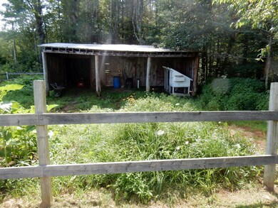 Pole Barn with Electric and Water