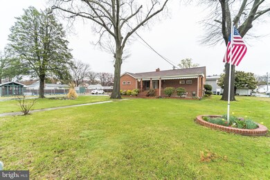 7815 Bertha Rd, Pasadena, MD 21122 - photo 2