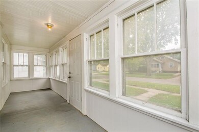 2424 Logan Ave, Des Moines, IA 50317 - photo 4