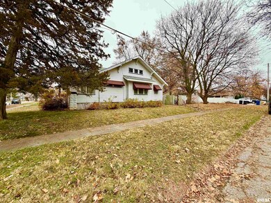 1402 28th Ave, Moline, IL 61265 - photo 2