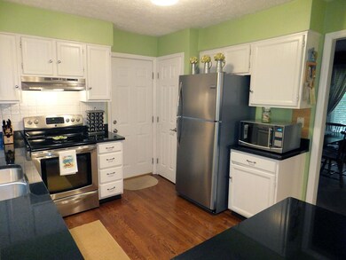 2118 Surreygate Dr, Columbus, OH 43235 - photo 5