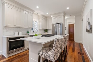 18 Hall St unit 1, Somerville, MA 02144 - photo 3