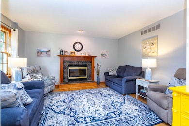 9-web-or-mls-interior (2)