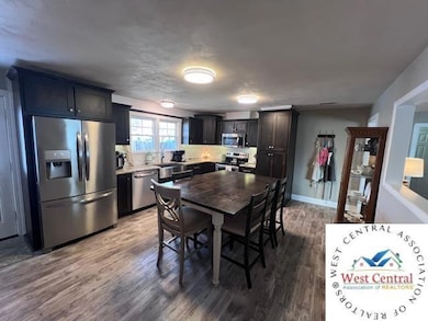 1303 E Franklin St, Clinton, MO 64735 - photo 6