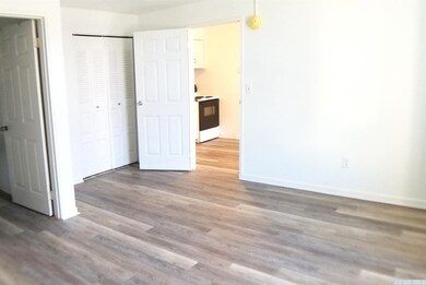 602 Warren St unit 5, Hudson, NY 12534 - photo 6