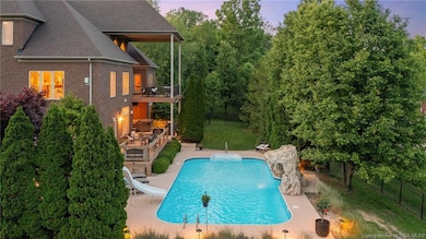 Very Private Lot