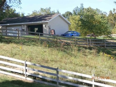Detached garage