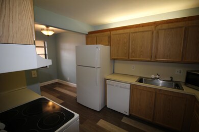 5975 Forest Hill Blvd unit 203, West Palm Beach, FL 33415 - photo 7