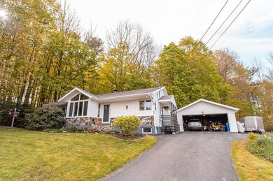 32 Orchard Cir, Lewiston, ME 04240 - photo 4