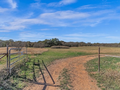 6334 Barrel Springs Rd, Nocona, TX 76255 - photo 2