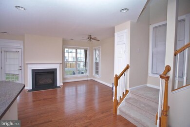 2711 Celestial Dr, Woodbridge, VA 22191 - photo 2