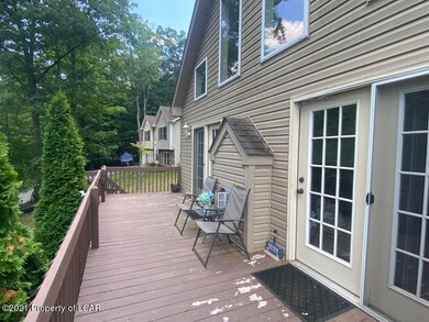 145 Grouse Ridge Ln, Drums, PA 18222 - photo 2