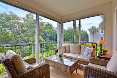 5897 Chanteclair Dr unit 313, Naples, FL 34108 - photo 3