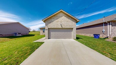 300 Rose Ln, Shelbyville, TN 37160 - photo 3